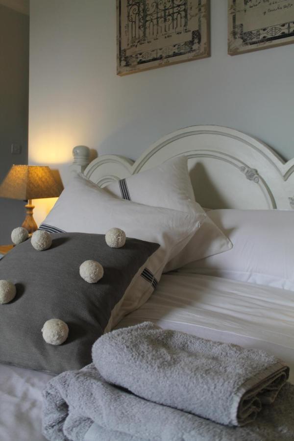 Roundhill Farmhouse Kelston Екстер'єр фото
