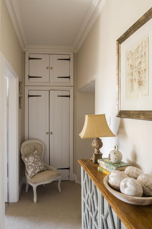 Roundhill Farmhouse Kelston Екстер'єр фото